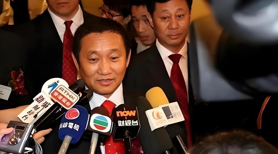 抢下美国饭碗后被美围剿、判刑465年(图7)
